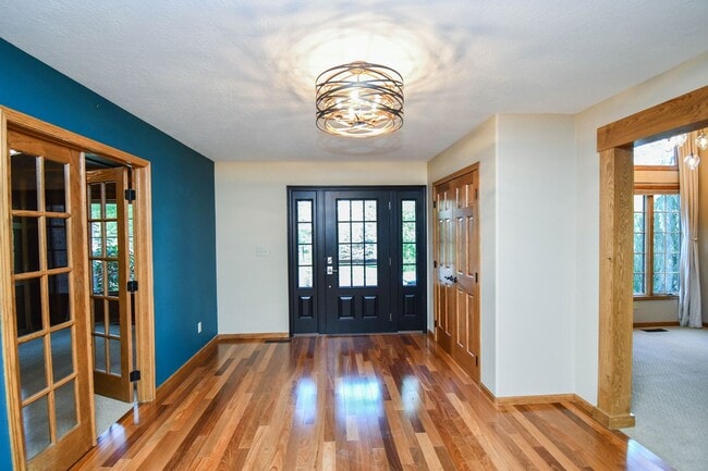 Photo - 4404 S Yellowstone Ln