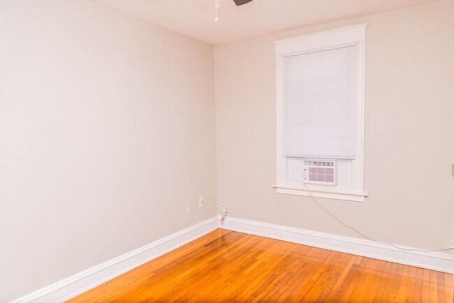Photo - 6 S Granby St Unidad Apt #1st Fl B