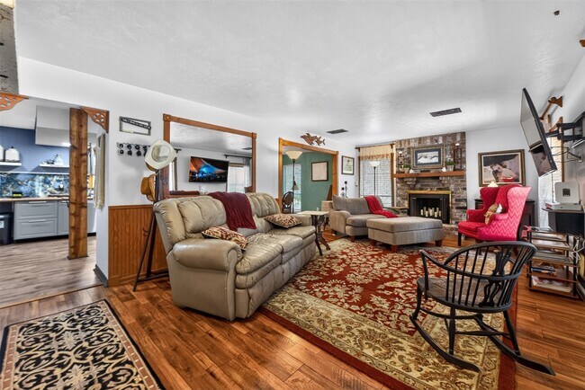 Photo - 11024 Meadow Rue St