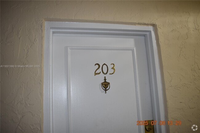 Building Photo - 4272 NW 89th Ave Unit 203 Rental