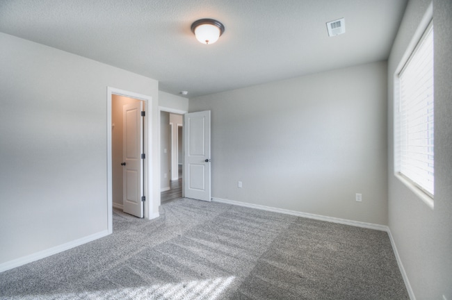 Photo - 4611 Amazonite Dr