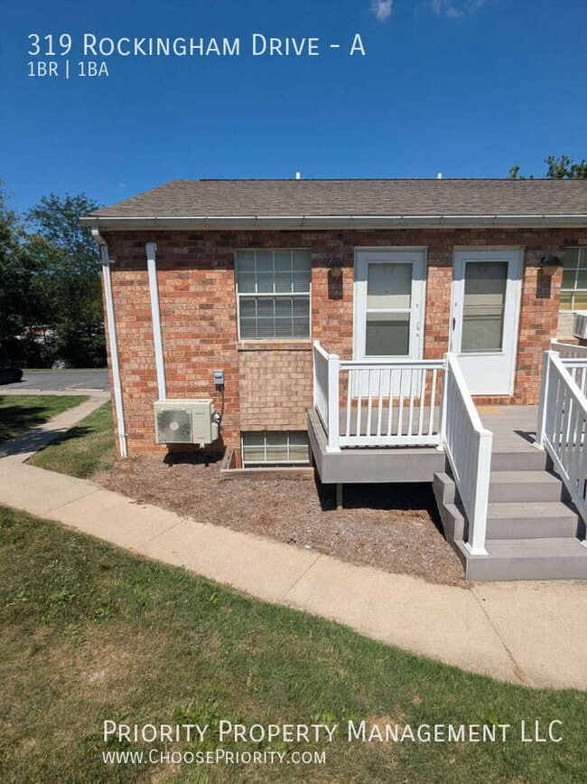 Photo - 319 Rockingham Dr Unit A