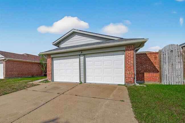 Photo - 6619 Misty Dale Dr