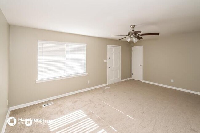 Photo - 5712 Oakhill Dr, Pinson, AL 35126