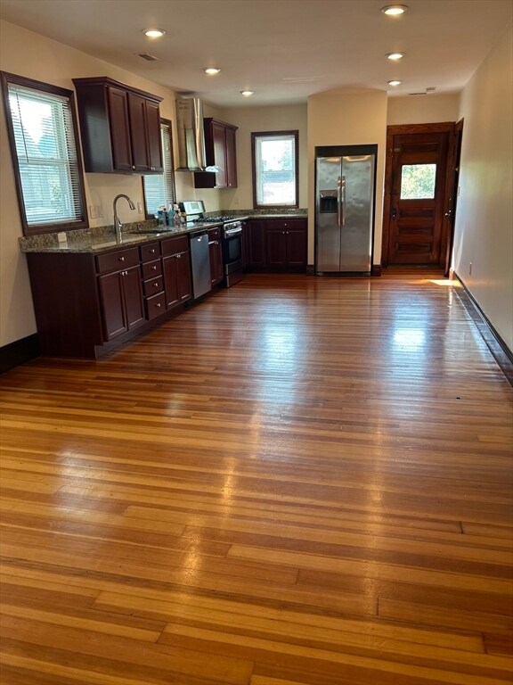 Building Photo - 74 Fiske St Unit 74 Rental