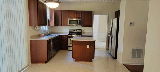 Photo - 314 Stone Valley Xin