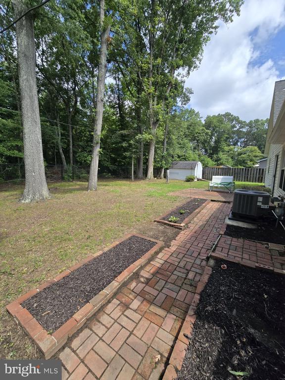 Photo - 1136 Hamlin Rd