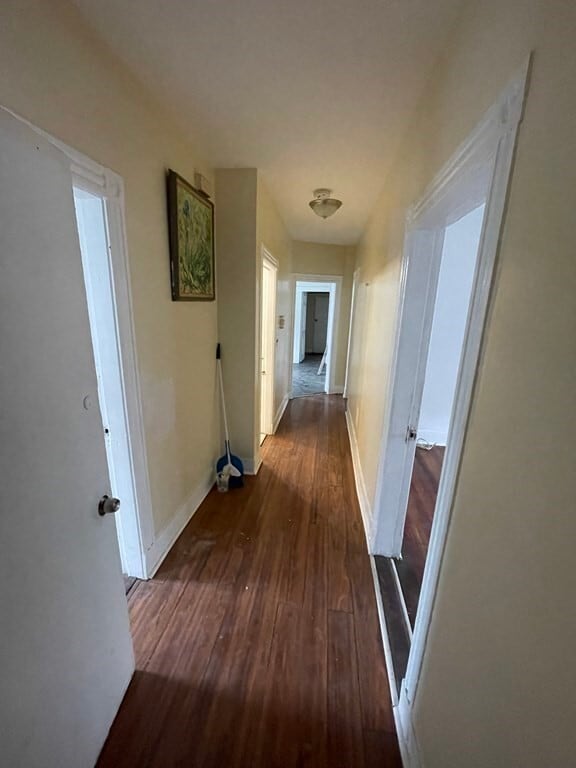 Building Photo - 144 Lake Shore Rd Rental