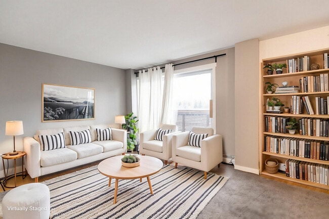 Photo - College 1127