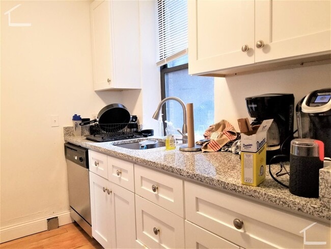 Photo - No Brokers Fee, Desirable Location Steps from NEU, Eat-in Kitchen Stainless Still appliances Good...