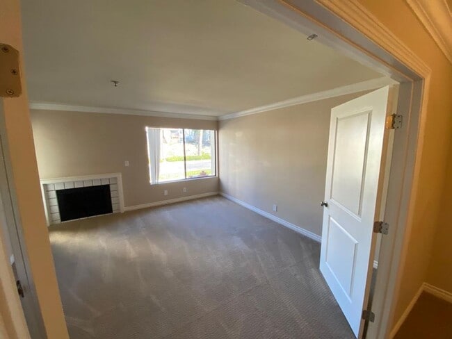 11233 Tierrasanta Blvd Unit 22