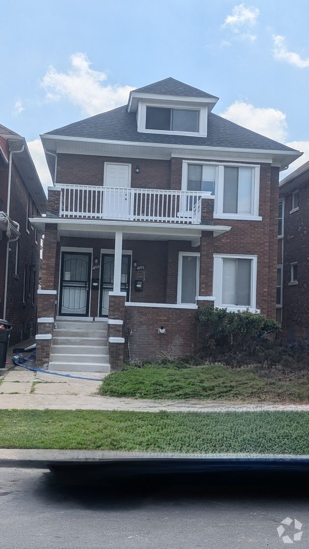 Building Photo - Euclid Gateway 4 Unit 1493 W. Euclid Rental