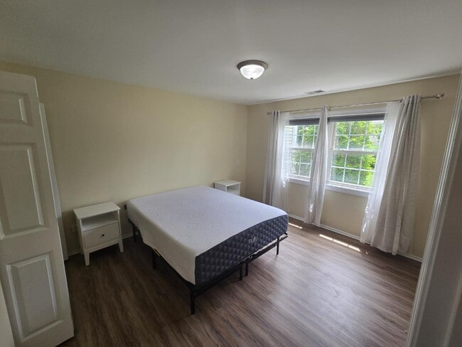 Photo - 1233 Mae Ct