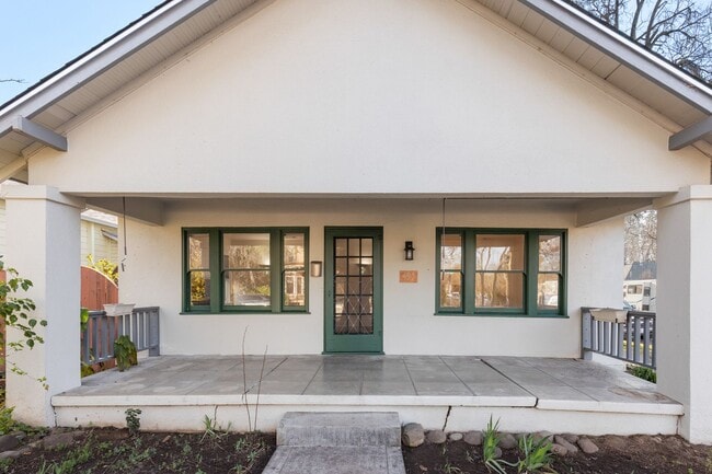 Building Photo - Charming Chico Home Near Bidwell Park