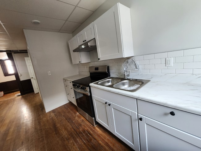 Photo - 10 Langdon St Unidad 202