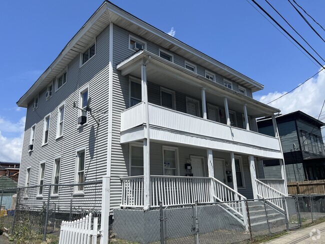 Building Photo - 695 Kossuth St Rental