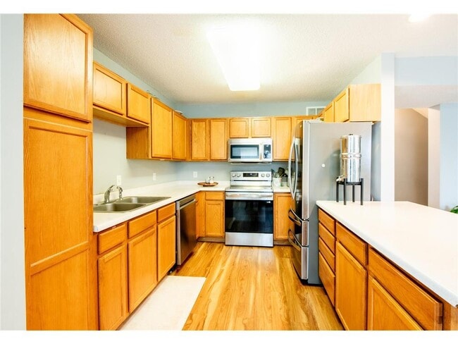 Photo - 5724 4th St NE