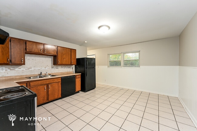 Photo - 2573 Merriway Ln