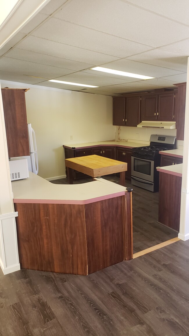 Cocina - 140 Hoag Cross Rd