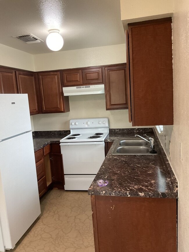 Photo - MINA85 Unit D