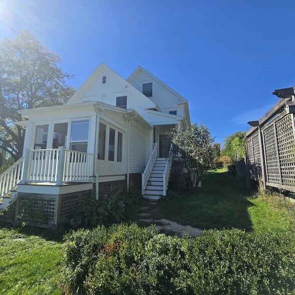 Building Photo - 230-232 Spruce Ln Ext Unit A