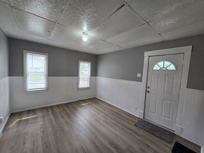 Photo - 425 Glenwood St