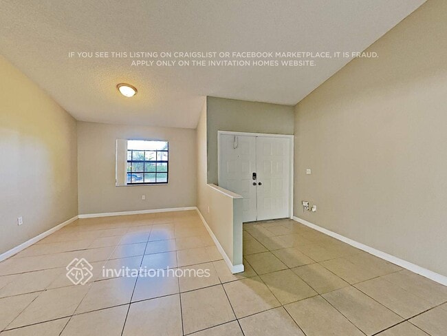 Photo - 670 Thornridge Ave