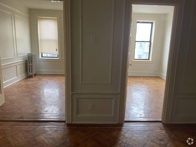Building Photo - 233 Martense St Unit 2F Rental