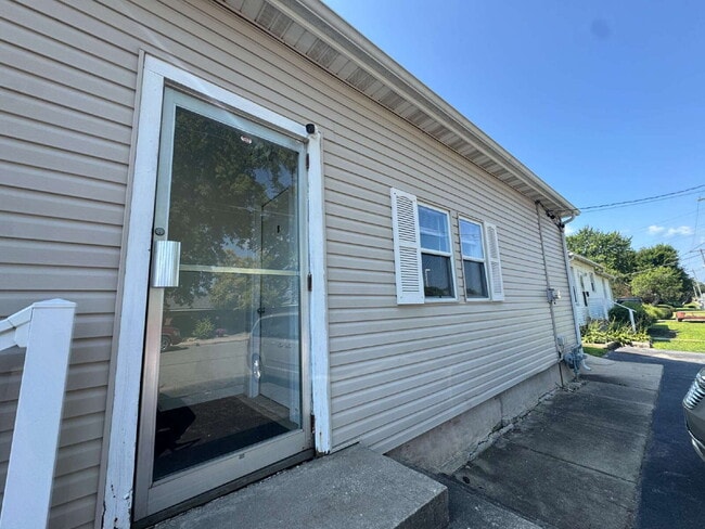 Photo - 1 Bedroom • 1 Bathroom Duplex Unit B