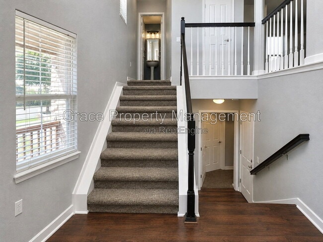 Photo - 7610 S Shawnee St