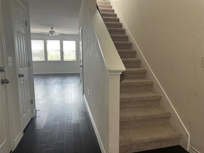 Photo - 11707 Caithness Way