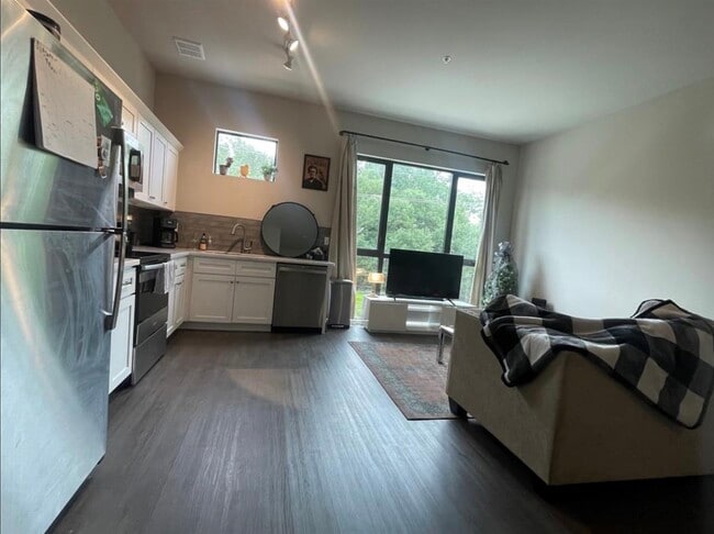 Photo - 2727 Houston Ave Unit 302