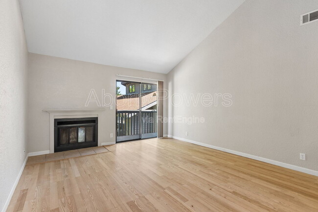 Photo - 3180 Country Club Dr Unit Apartment 3b