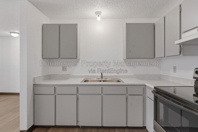 Photo - 2439 N Standard St