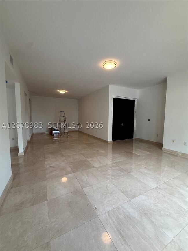 Photo - 650 Valencia Ave Unit 303