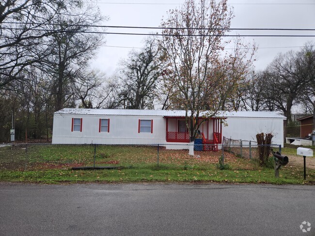 Building Photo - 243 Longleaf St Rental