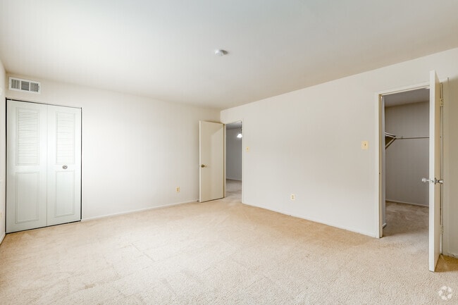 1BR, 1BA - 625SF