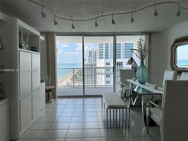 Photo - 2751 S Ocean Dr Unit 1706S