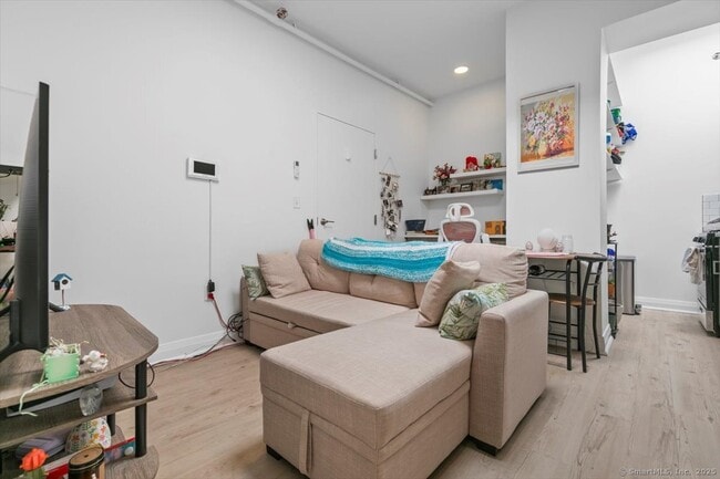 Photo - 19 Whitney Ave Unit B