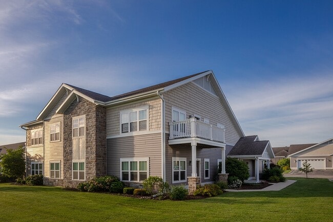 Casas adosadas en Bergamont - Bergamont Townhomes