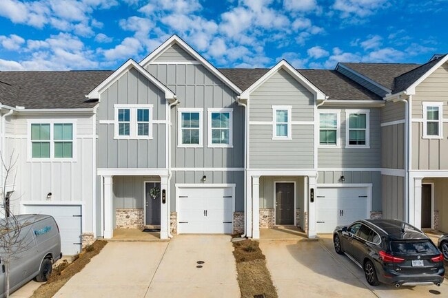 Photo - 513 Kirkland Rd