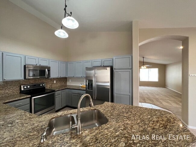 Photo - 3028 S Elinore Dr