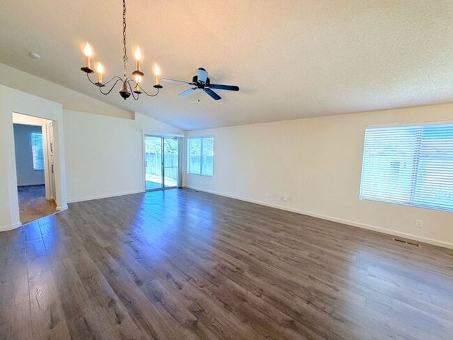 Photo - NW Reno Single Story House - 2 Car Garage/Fully Landscaped Yard