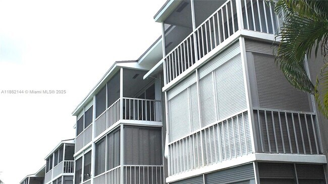 Photo - 5200 Washington St Unit 302