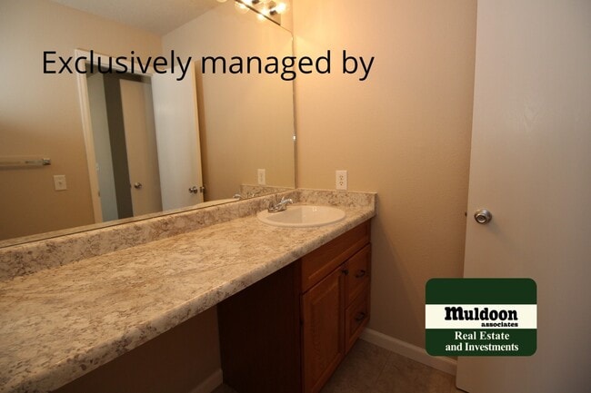 Building Photo - Coming Soon! Don't Forget to Look At ME!  Powers Corridor 2 story