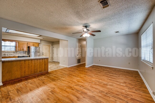 108 S Mitchell St Unit A