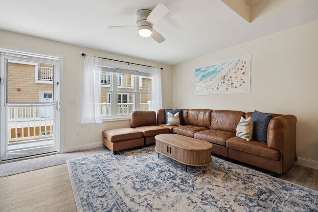 Photo - 128 Ashworth Ave Unidad ID1333666P