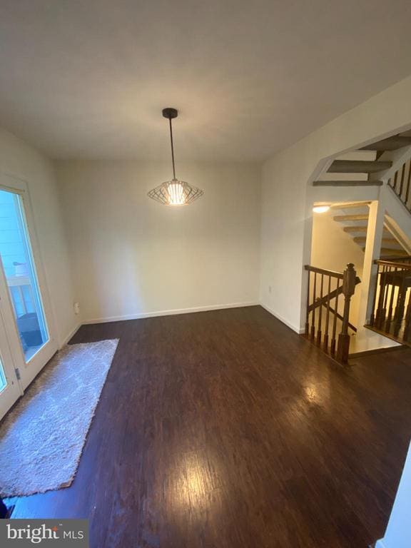 Photo - 5565 April Journey