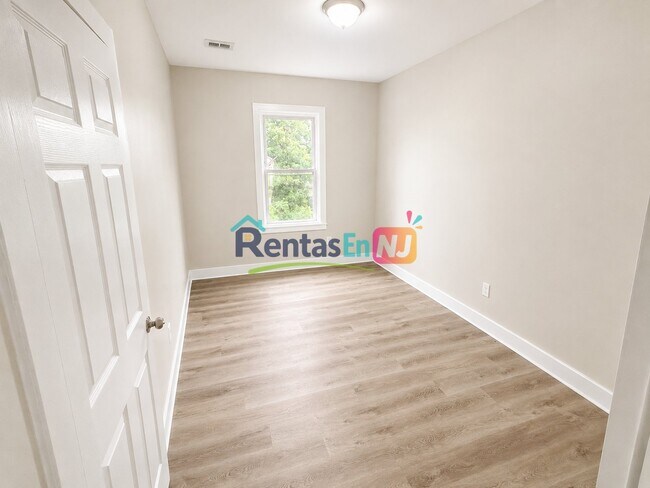 Photo - 28 Wainwright St Unit 3
