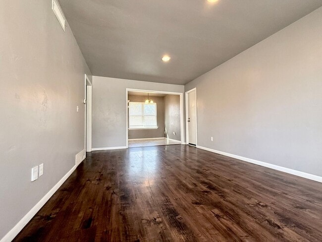 Photo - Updated 3BD 1BA Home Located in the Village!!!